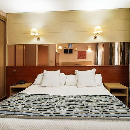 Hotel Regio Torrelavega Bagian luar foto